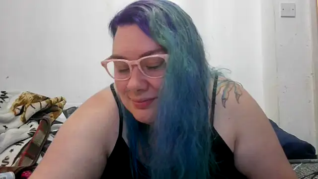 Bustycurves Live Chatrum