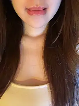 Chat ao vivo de Uyennii02