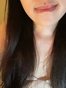 Uyennii02 Cameră chat live