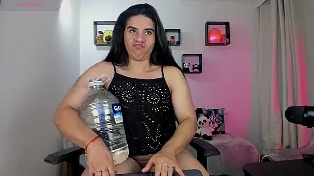 Phòng Chat Trực Tiếp Biancastrongg