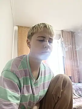 Živá chatovací místnost Gussie_Bridie