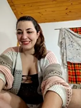חדר צ'אט בשידור חי של karamelito_dulce9