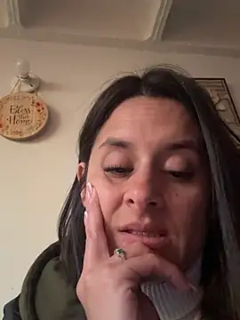 Alice_milf_ чат на живо