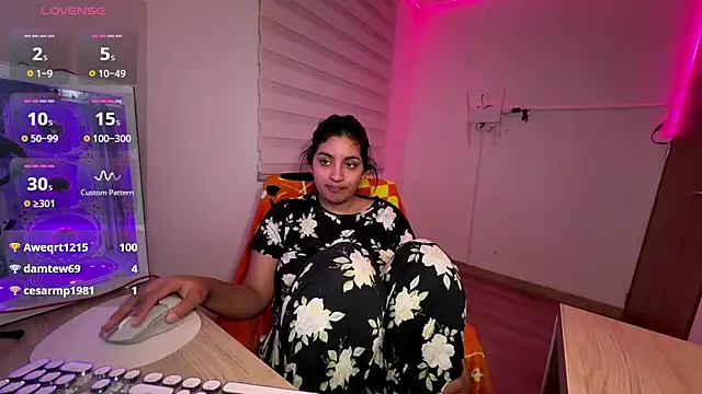 cloe_small – live chatrum