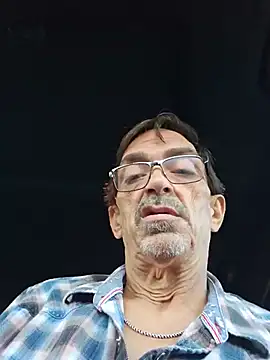 Kswood123's Live Sex Cam Show