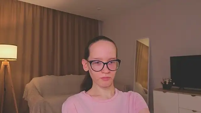 חדר צ'אט בשידור חי של BettyBrowni
