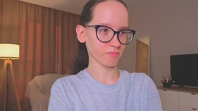 חדר צ'אט בשידור חי של BettyBrowni