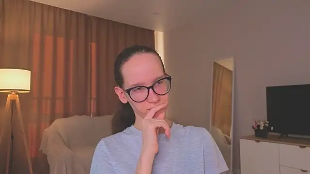 חדר צ'אט בשידור חי של BettyBrowni
