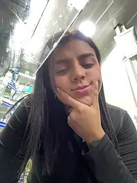 Sala de chat ao vivo de Sweett_Mollyy