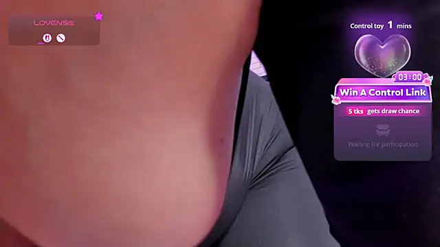 Coco_Balenciaga_ Live Chatraum