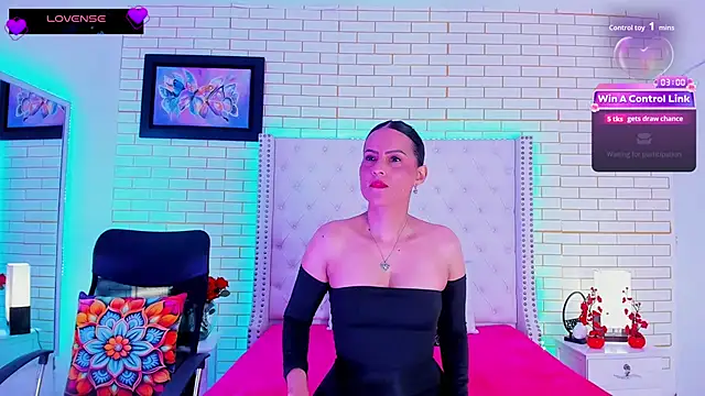 Coco_Balenciaga_ Cameră chat live
