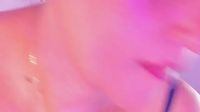 Coco_Balenciaga_ Live Chatraum