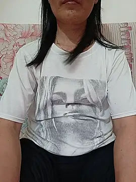 Sala de chat ao vivo de Doremon_95