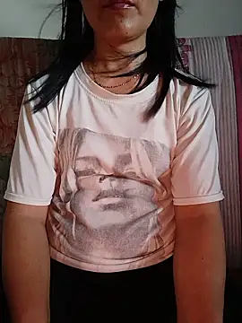 Doremon_95 Live Chatrum