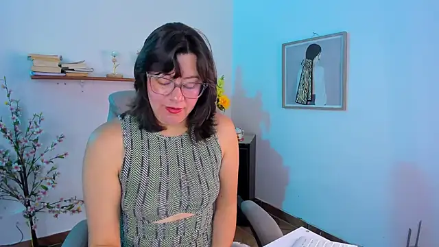 חדר צ'אט בשידור חי של Chanelll_Taylorr_