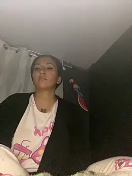 luna_asss Adlı Modelin Canlı Sohbet Odası
