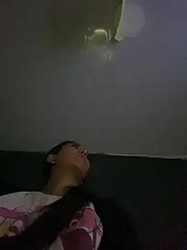 luna_asss লাইভ চ্যাট রুম