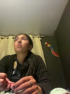 Chat soba uživo modela luna_asss