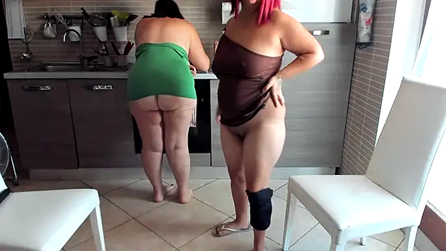 חדר צ'אט בשידור חי של SinfulMarkedQueens