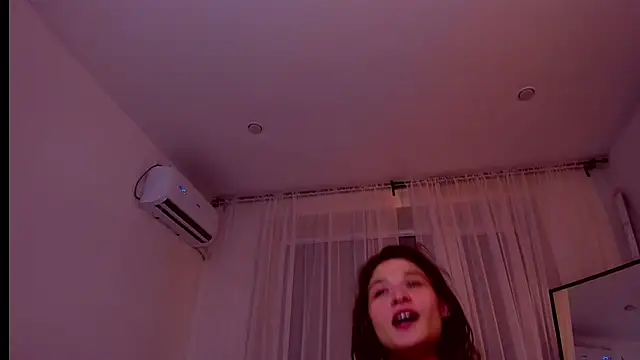 MiaPrecious – live chatrum