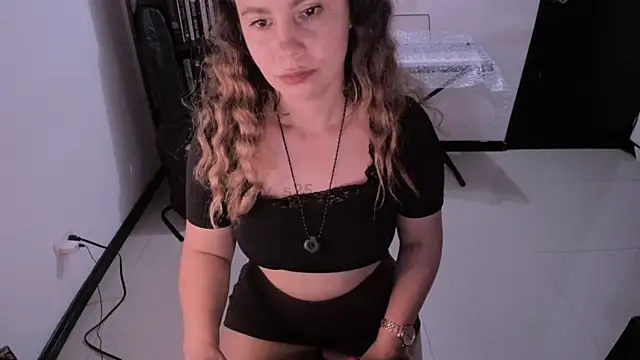 gigi_stephans – live chatrum