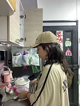 Celeste_Baumanのライブチャットルーム
