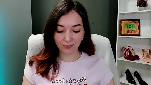 Meagn_Extasy élő chatszobája