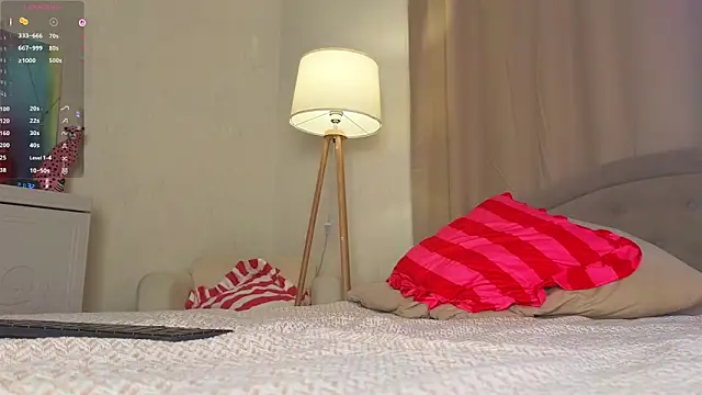 غرفة دردشة Tasha_Miu المباشرة