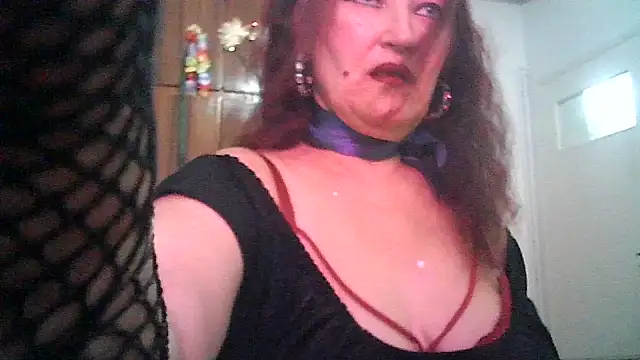 SabrinaXlovess Adlı Modelin Canlı Sohbet Odası