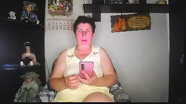Miss_Tasha_Kom Live chatroom
