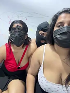 Savi-SL live sex-cam show