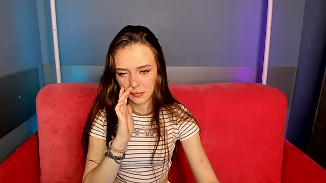 Živá chatovací místnost VasilisaTheWiseX