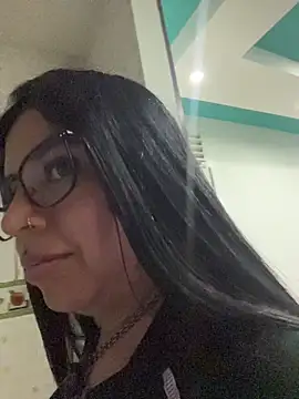 Devilsweet17 live-chat rom