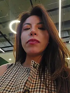 Chatroom en direct de Karen_San_Miguel
