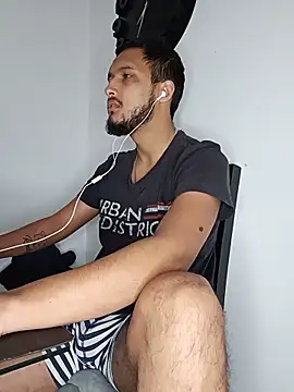 חדר צ'אט בשידור חי של mosmar_20