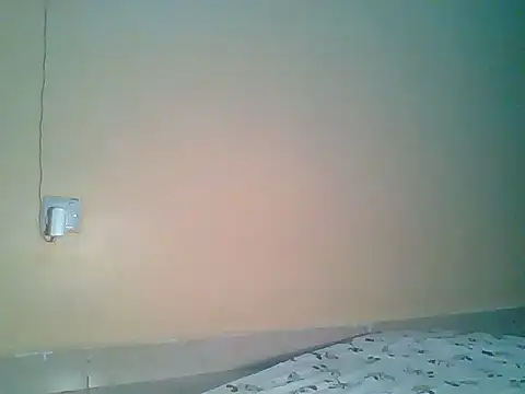 Sexynaughtybeb's Live Chat Room