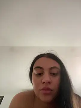 Živá chatovací místnost ayshalove