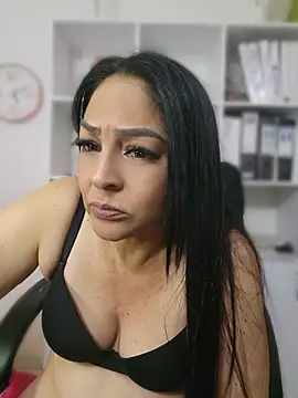 Gina_Myers' Live Chat Room