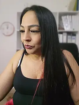 Pokój czatu na żywo – Gina_Myers