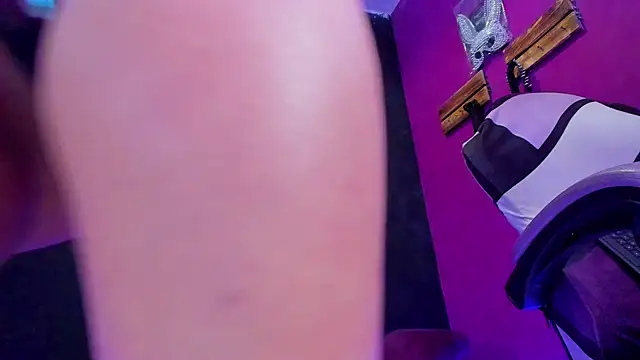Alexa_Slave Ruang Obrolan Langsung