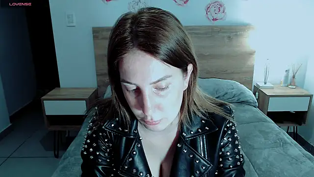 campanitaaanahi Cameră chat live