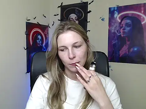 StrangerGi's Live Chat Room