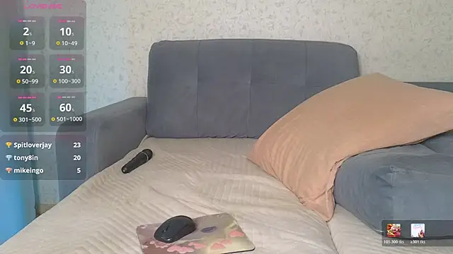 Živá chatovací místnost Astunner