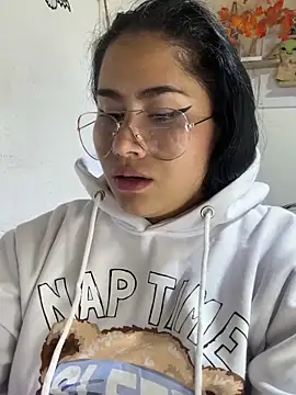 Sweet__Nurse1 Cameră chat live