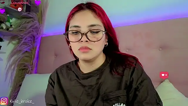 Sala de chat en directo de Kylie_brokee