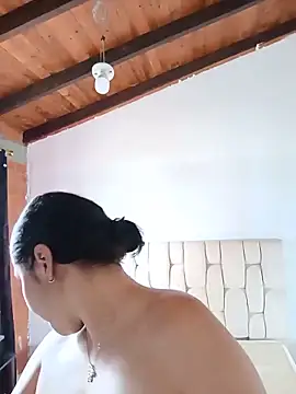NattyVega Adlı Modelin Canlı Sohbet Odası