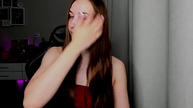 Živá chatovací místnost Sm0ly