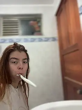 Cloew_Marz live-chat rom