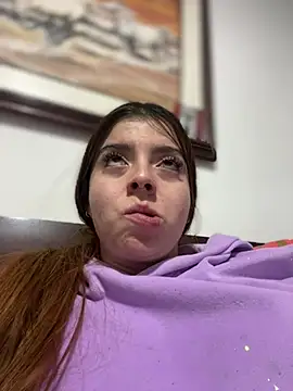 Sala de chat ao vivo de Cloew_Marz
