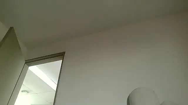 Živá chatovací místnost Cutie_Shy_